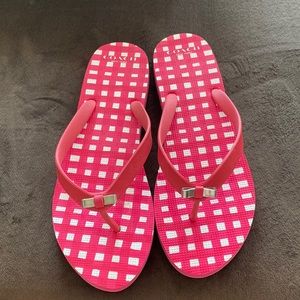 Coach flip flops